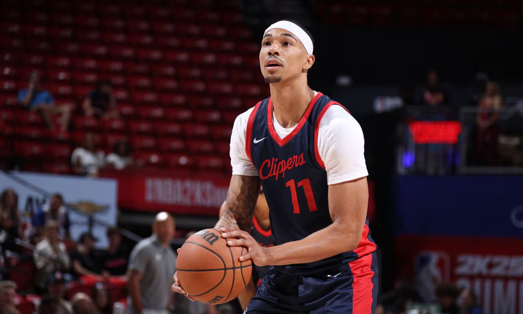 开云体育下载-包含清晨体能课后，洛杉矶快船战术微调备战NBA常规赛，质疑声仍在，轮换策略成焦点的词条-开云体育下载